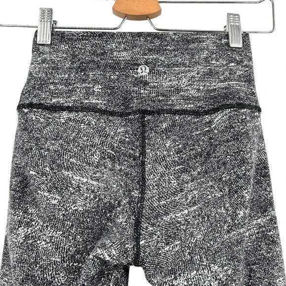 Lululemon Wunder Under Hi-Rise 7/8‎ Tight *25" Rush Jacquard Black White Size 4 - Picture 5 of 7